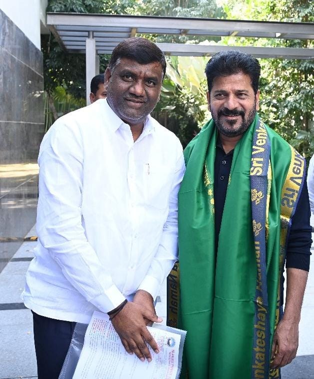 Gouri Satish with senior leaders