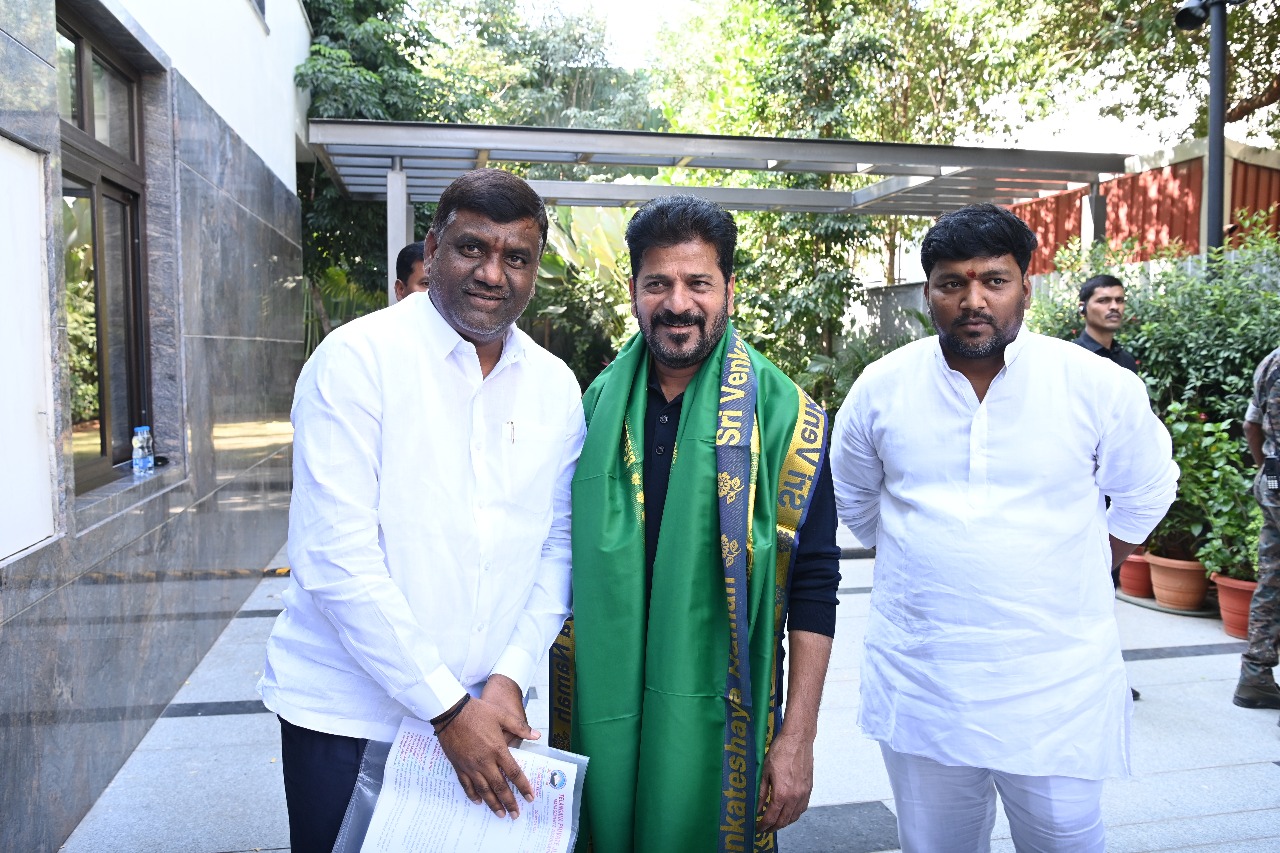 స్పీకర్ వివాదంపై టాటా మధుపై ఆగ్రహం థంబ్‌నెయిల్
